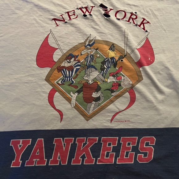 Vintage Mirage Looney Tunes New York Yankees T-Shirt Size XXL - Picture 3 of 12